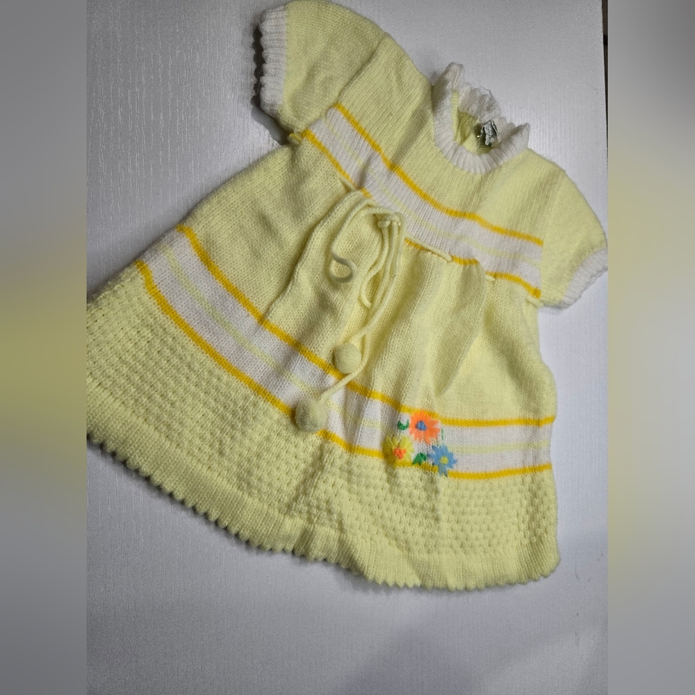 Vintage Soft Spun Knit Yellow Flower Dress With Pom-pom Belt 18 Months. GUC